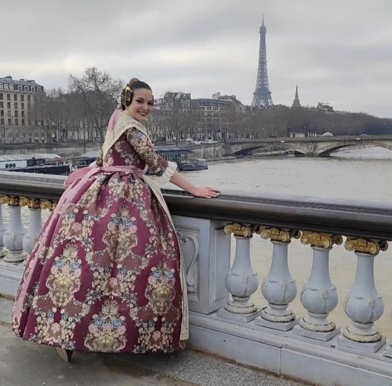 La Fallera Major de París